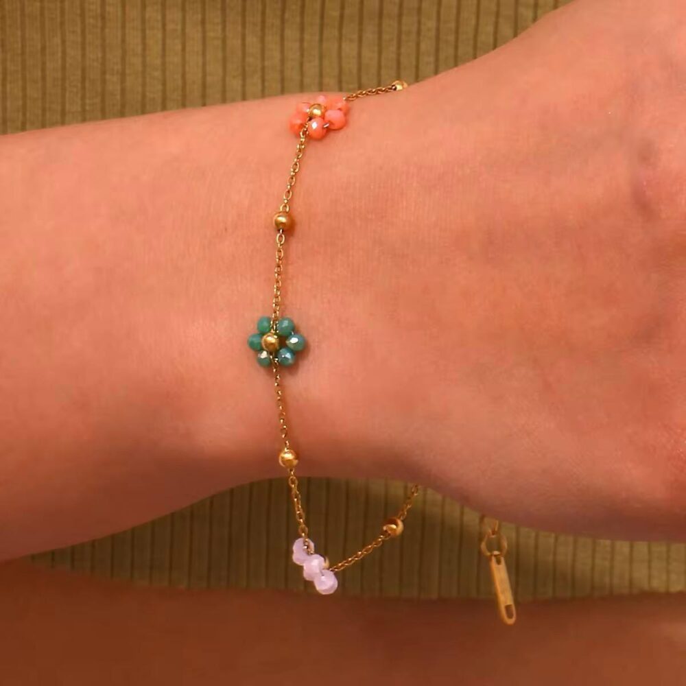 Flower Bracelet - Image 3